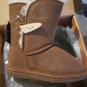Bearpaw Abigail boots
